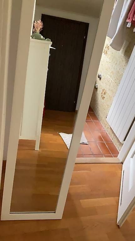 Spiegel: Full-body mirror with white frame – Gebraucht aus Zürich von sof_pz8l