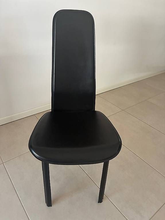 Sedie: Set di 6 sedie in pelle nera – Usato da Cadro venduto da ale9797