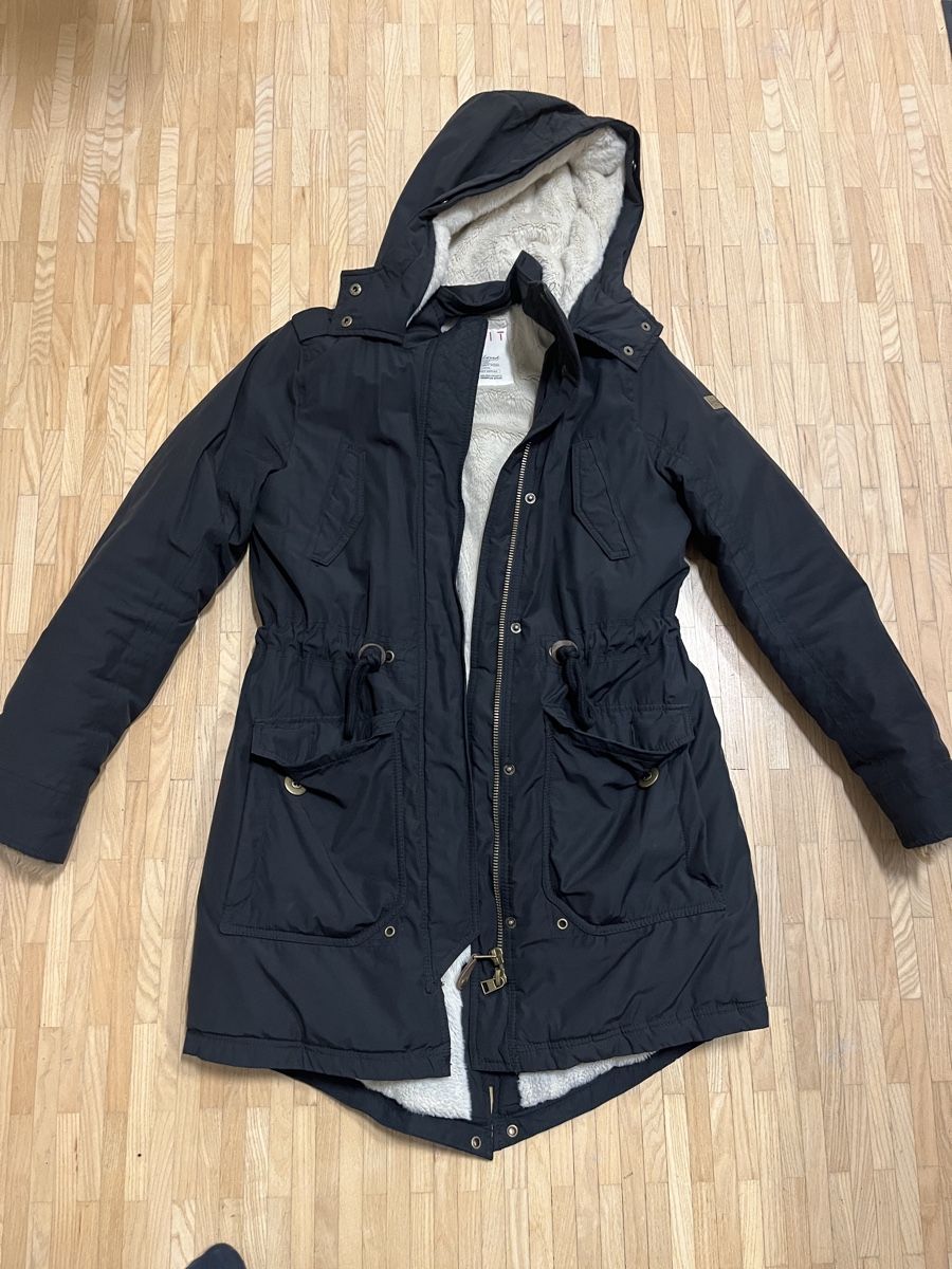 Esprit Giacche: Winterjacke Esprit Gr. 36/38 – Usato da St. Gallen venduto da elli18