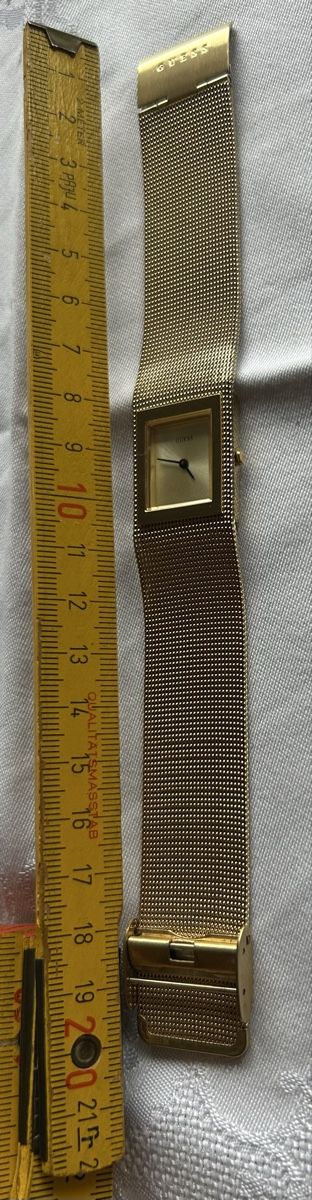 Guess Uhren: Schöne Guess-Damen-Armbanduhr – Gebraucht aus Lengnau AG von Mefari 4