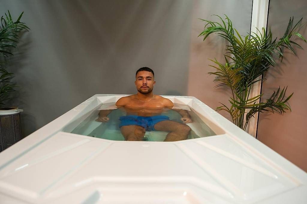 Whirlpool: Eisbad-Jacuzzi , Ice Bad – Gebraucht aus St. Gallen von Spa_at_Home911 4
