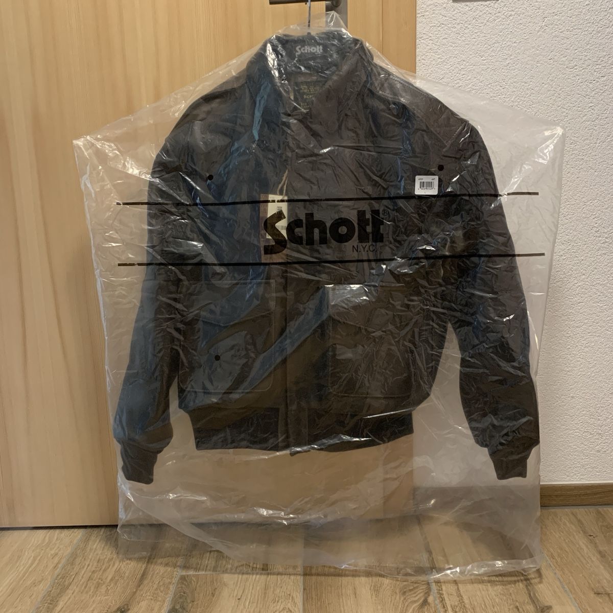 Schott Giacche: Schott NYC Leather Jacket A2 (L) – Nuovo e nell'imballaggio originale da Horw venduto da HerrTadellos 1