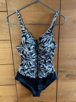 Figurformender  Badeanzug / Badekleid / Gr. 40 Manor