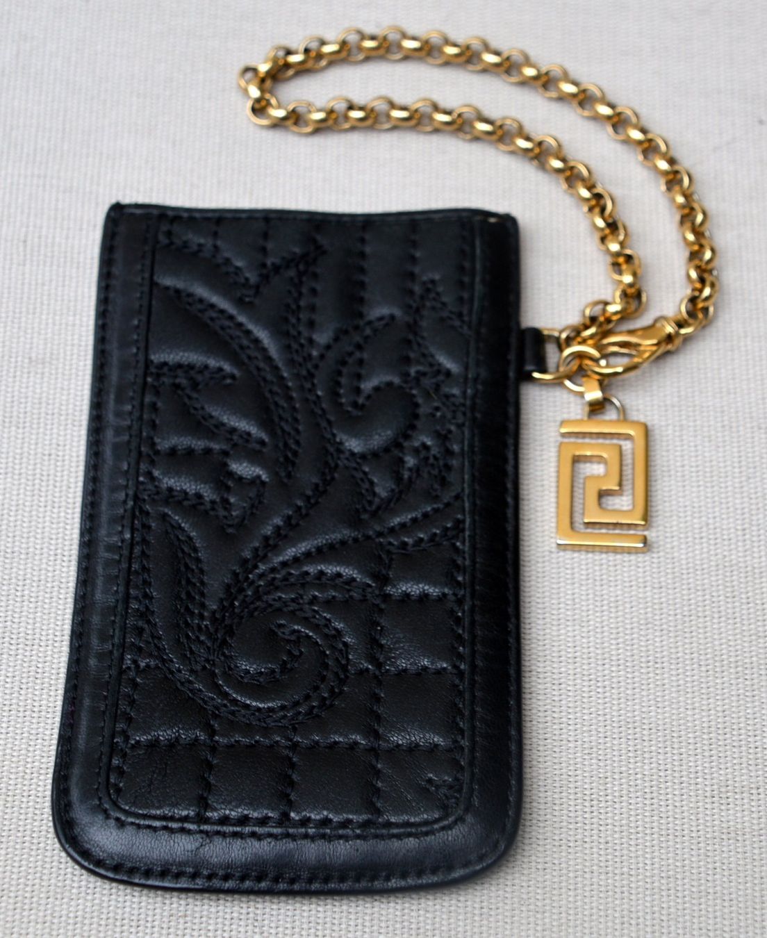 Cover & Protezioni schermo: Etui / étui Versace – Usato da Collonges venduto da arashee