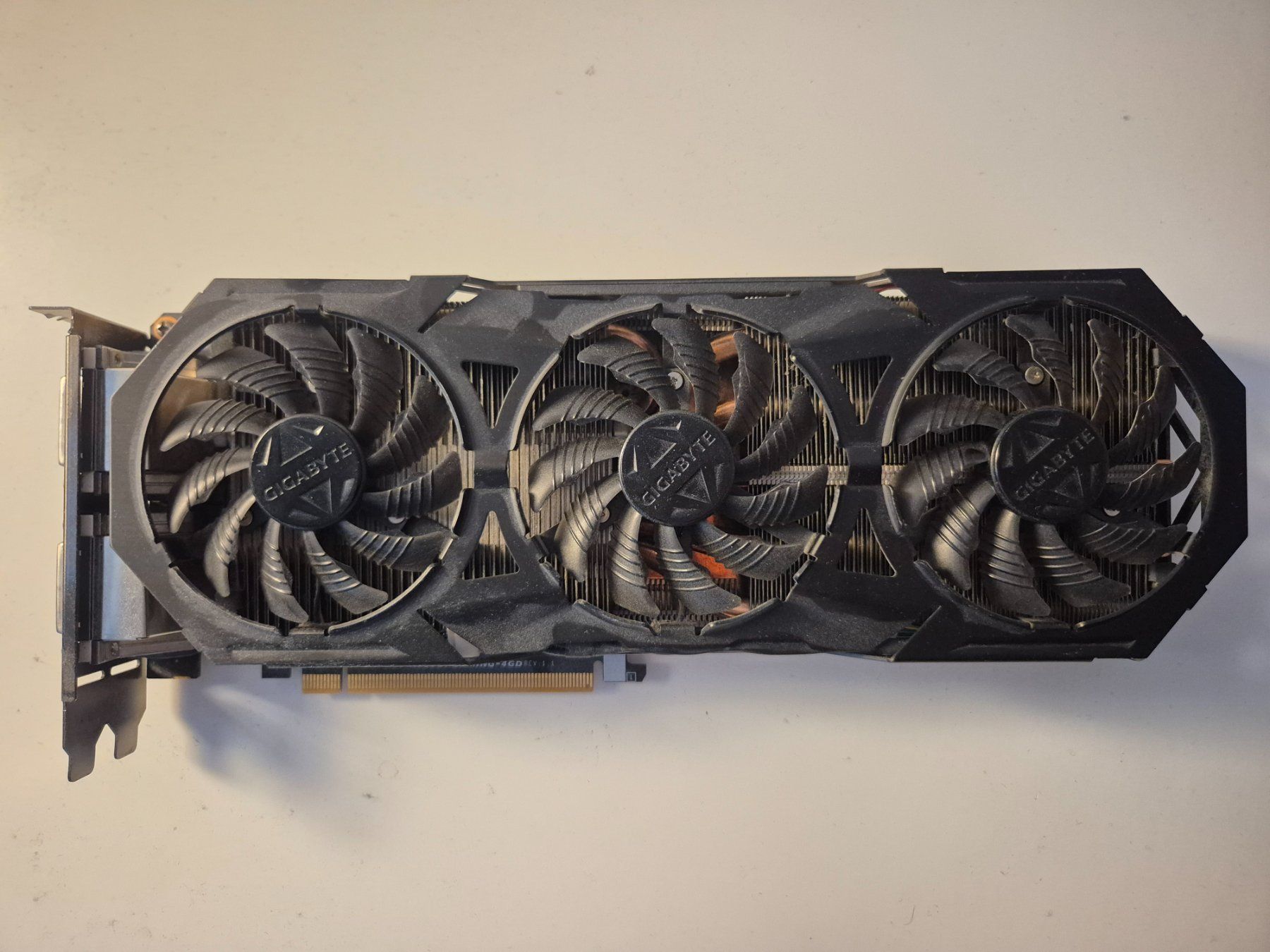 Gigabyte Grafikkarten: GIGABYTE GeForce GTX 980 G1 Gaming – Gebraucht aus Gerlafingen von Takuta