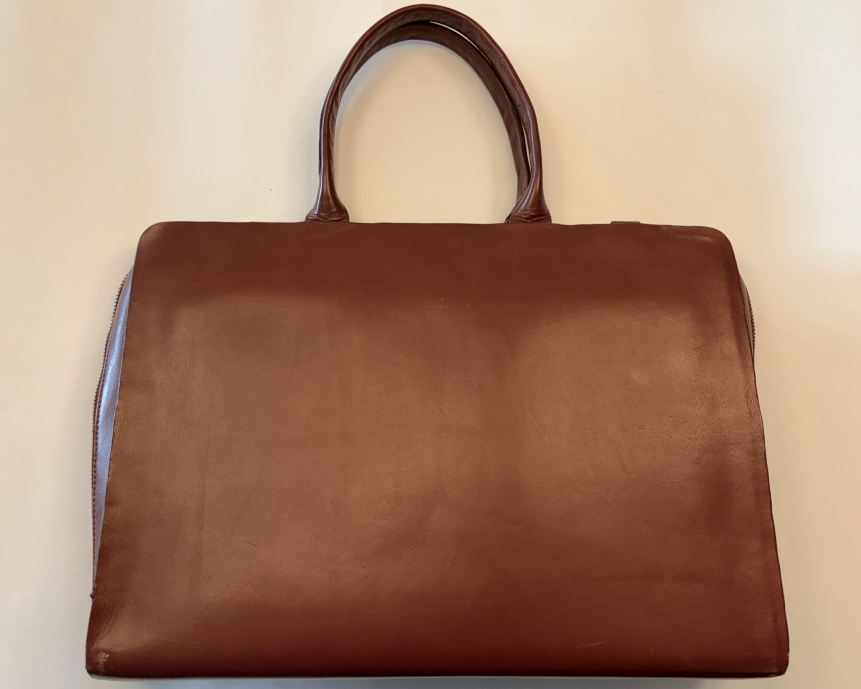 Taschen: 16" Laptoptasche Echtleder von ROYAL REPUBLIQ – Gebraucht aus Birmensdorf ZH von CAS-ZRH 1