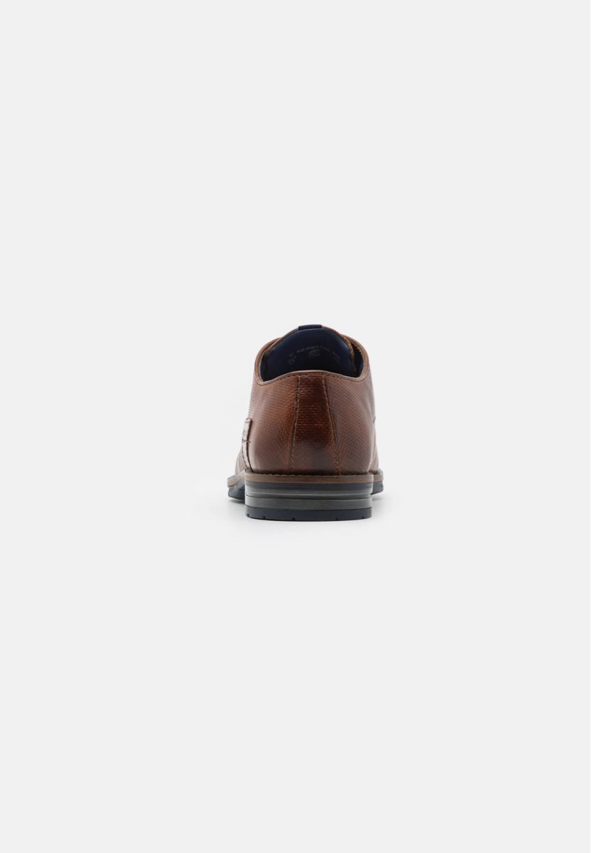 Bugatti Scarpe da uomo: bugatti cognac - Business-Schnürer - Orginalpreis 120.- – Nuovo e nell'imballaggio originale da Zürich venduto da luxuryoutlet1 4