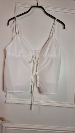 Weisses Sommer Top mit Schnürung, Grösse L - Neu!
