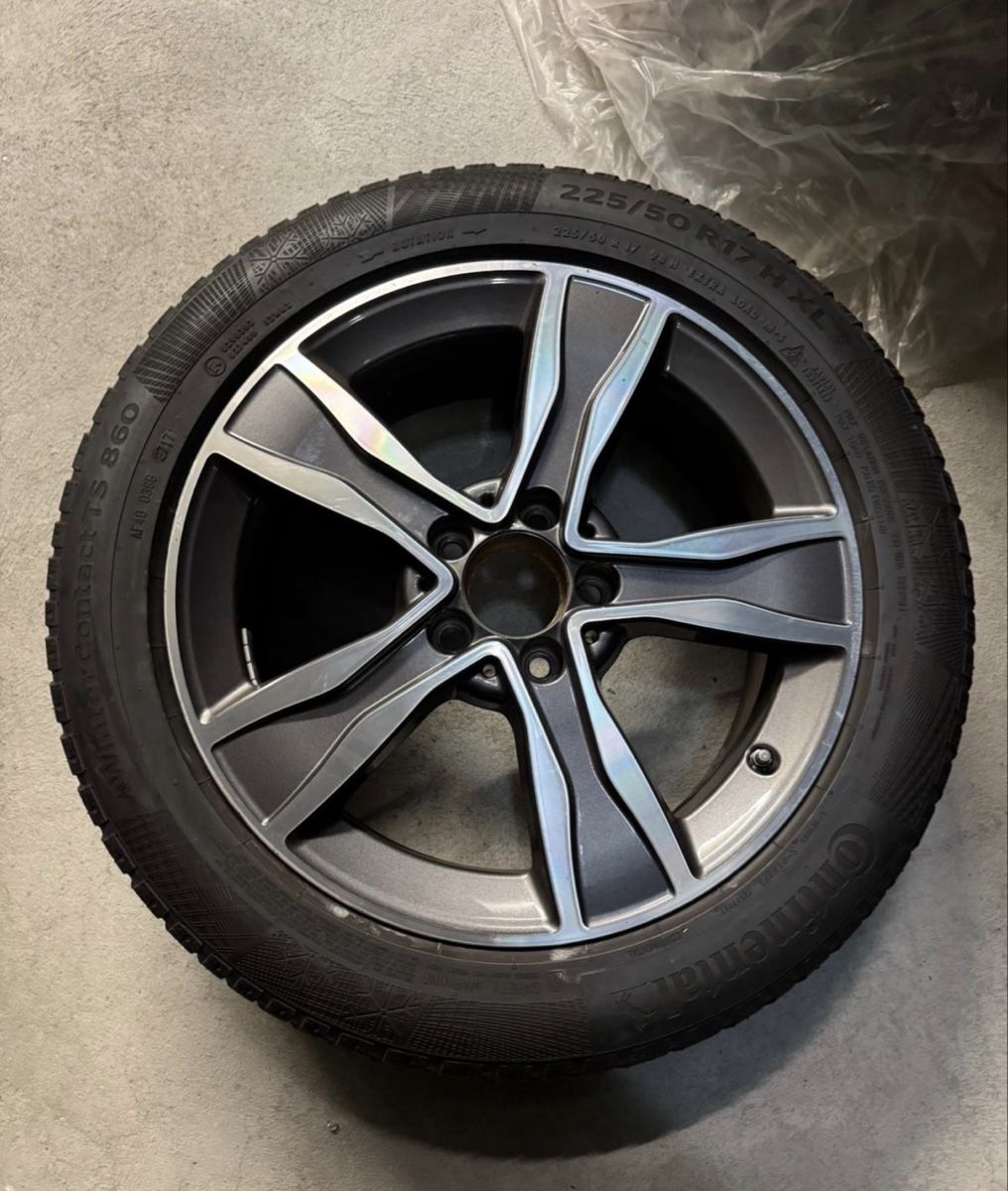 Pneus & Roues: Mercedes Originalräder – D'occasion à Willerzell par redcelicadragon