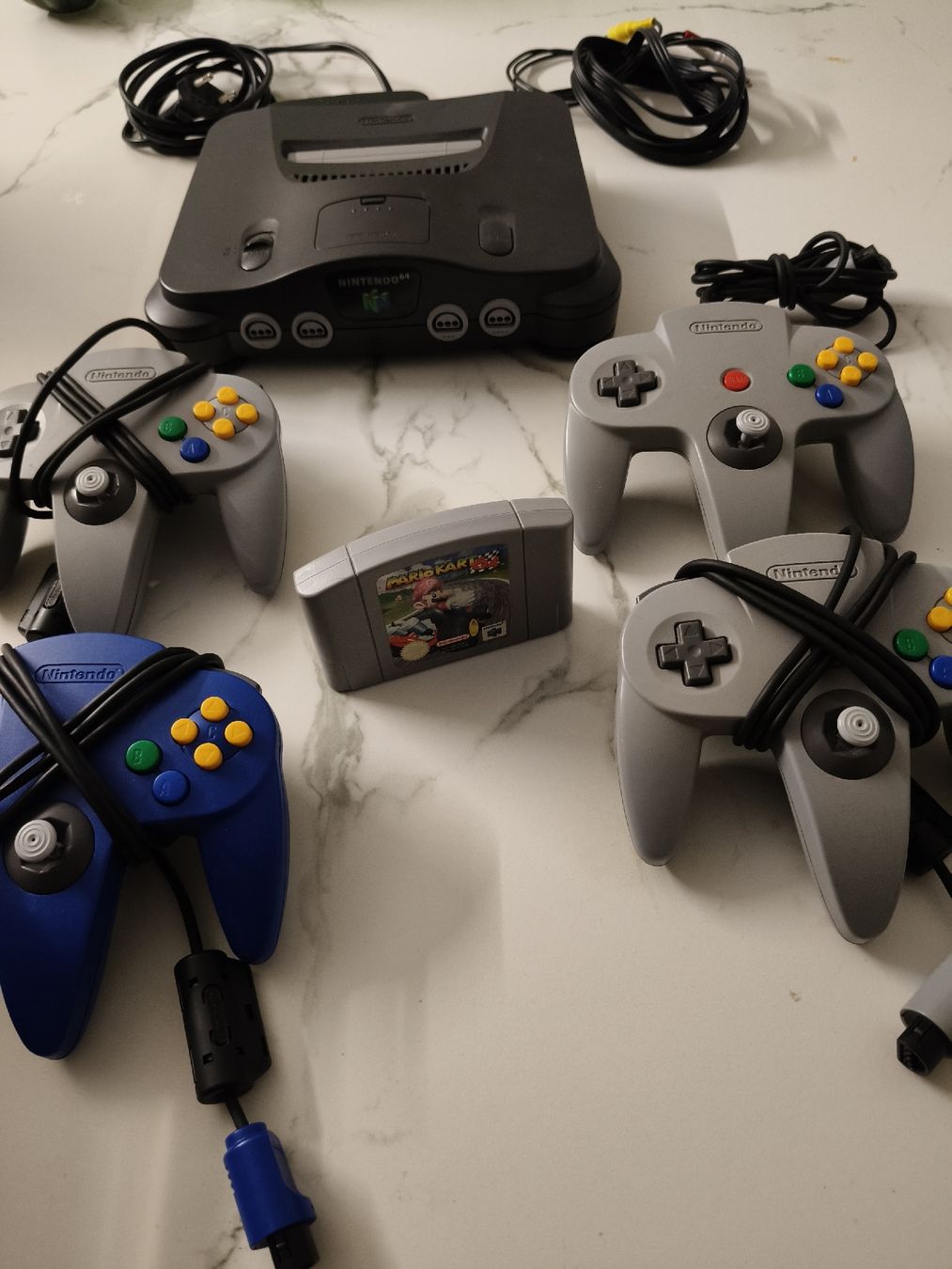 Nintendo Konsolen: Nintendo 64 Konsole mit 4 Controller & Mario Kart 64! – Gebraucht aus Oensingen von ece_8k7q 4