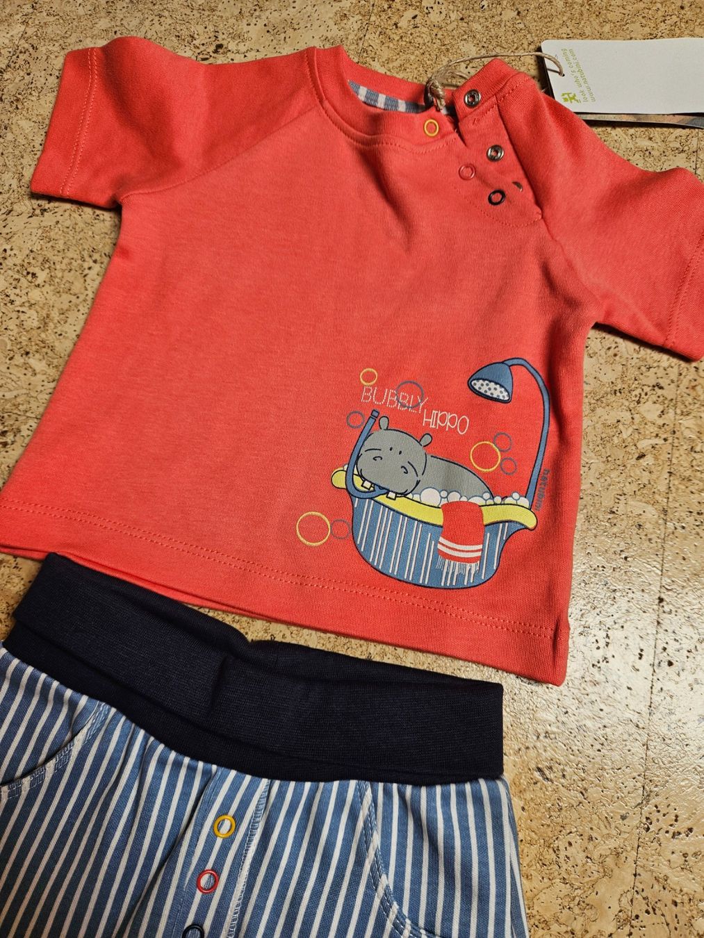 Kleiderpakete & -sets: Set T-shirt mit Hose Gr. 68/74 – Neu und originalverpackt aus Worb von jun_fj8w 2