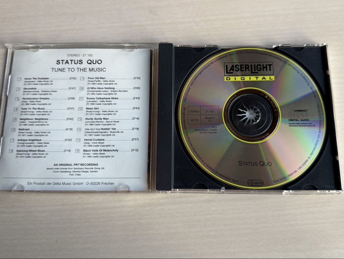 CD: Status Quo CD "Tune to the Music" – Usato da Oberried Brienz venduto da Chyara 2