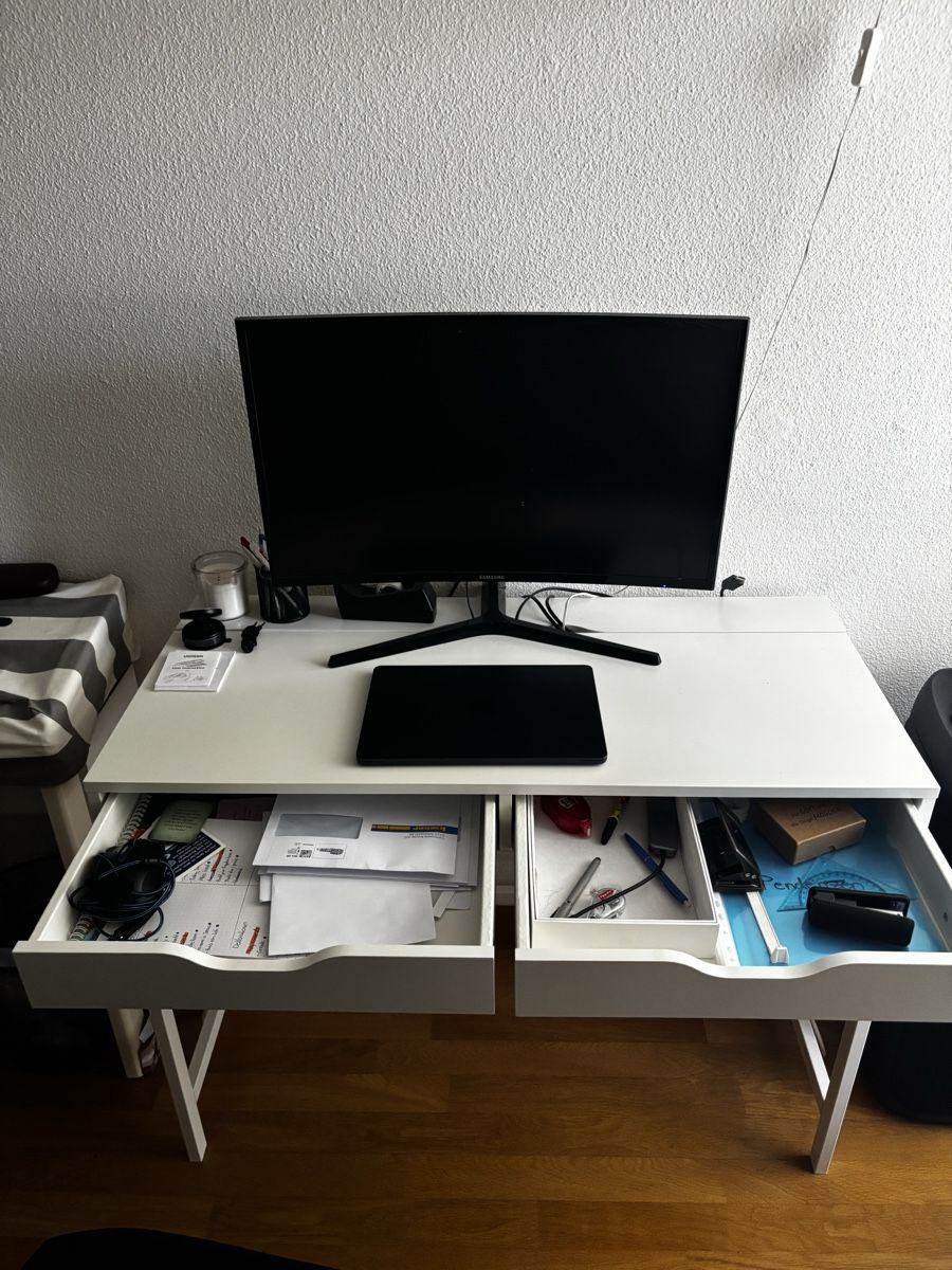 Schreibtische: Bürotisch – Gebraucht aus Münchenbuchsee von jul_wtw5 1