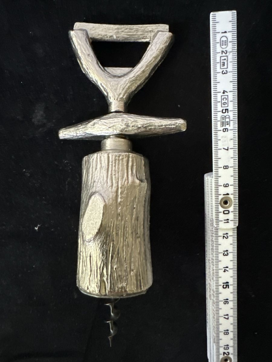 Flaschenöffner & -verschlüsse: Massiver Flaschenöffner  – Gebraucht aus Zürich von Chaeffeler 1