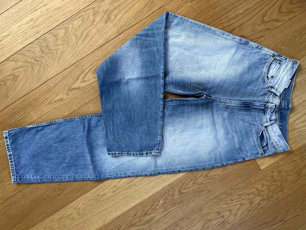 Weekday Jeans: Rail Weekday Jeans 29/34 blau – Usato da Kilchberg ZH venduto da jeanne.00