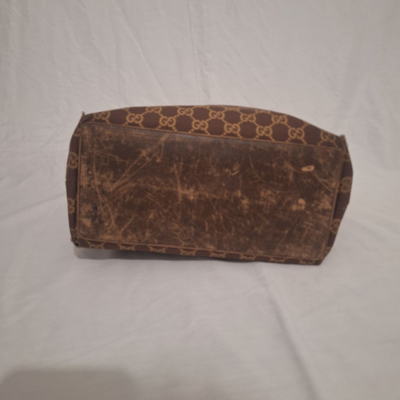 Gucci Taschen für Damen: Gucci GG Monogram Canvas Tote Bag – Gebraucht aus Kilchberg ZH von mrmame 2