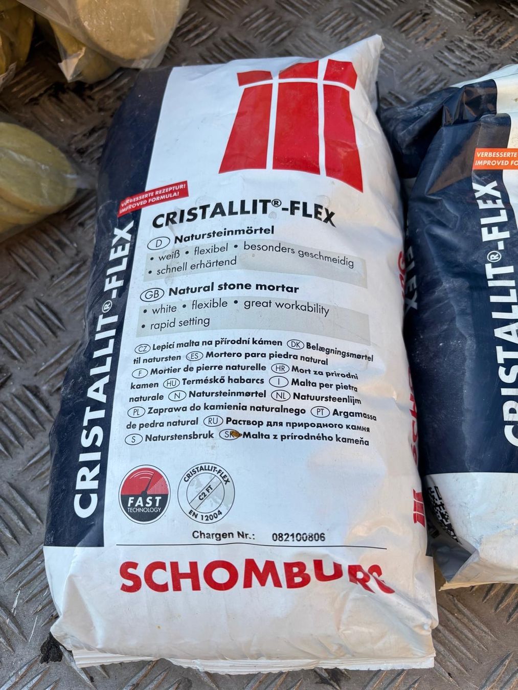 Rivestimenti per pavimenti: Schomburg Kristallfuge plus – Nuovo e nell'imballaggio originale da Selzach venduto da T.SWISS