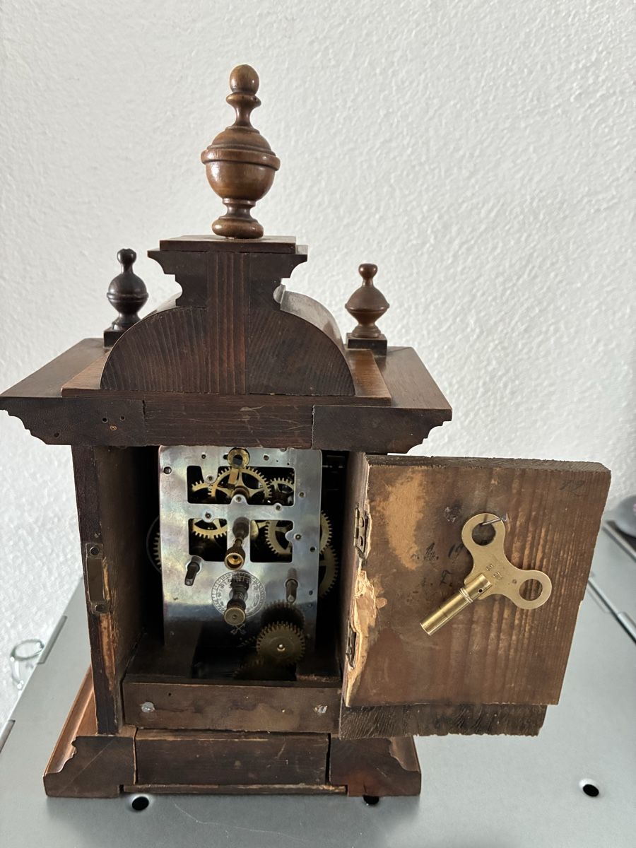 Orologi da terra & Orologi da parete: Kaminuhr/Tischuhr ca.1885 -1910 – Usato da Bassersdorf venduto da 1Morgenrot 2