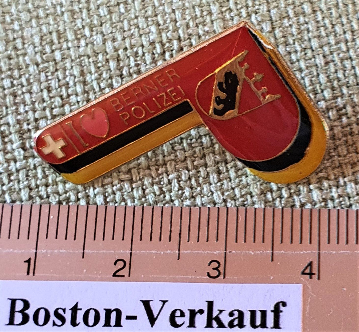 Placchette & Badge: E356B - Pin I Like Berner Polizei Suisse – Usato da Reinach BL venduto da Boston-Verkauf 1