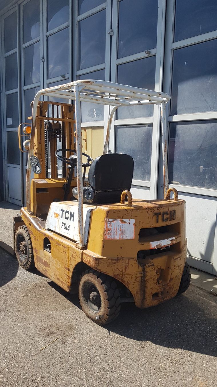 TCM Carrelli elevatori e a forche: TCM F14 Stabler – Usato da Biel / bienne venduto da Sarouch9 1