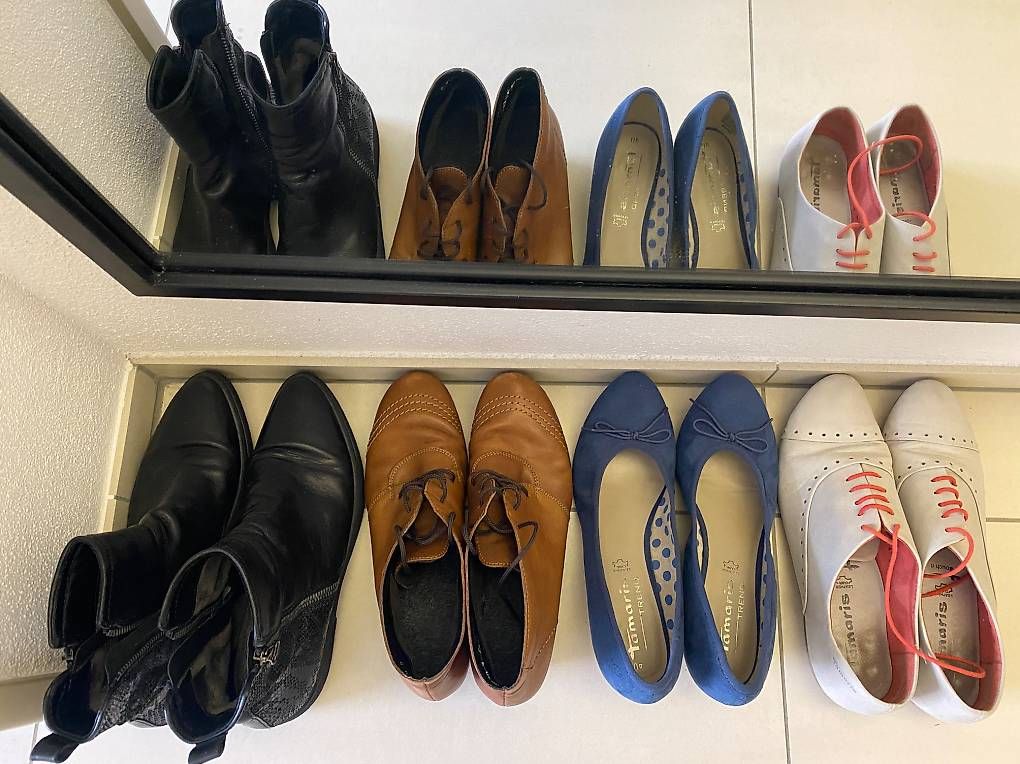 Scarpe da donna: Schuh Paket Gr. 40 Pumps, Mjus..Gratisversand – Usato da Winterthur venduto da car_gn8b 1