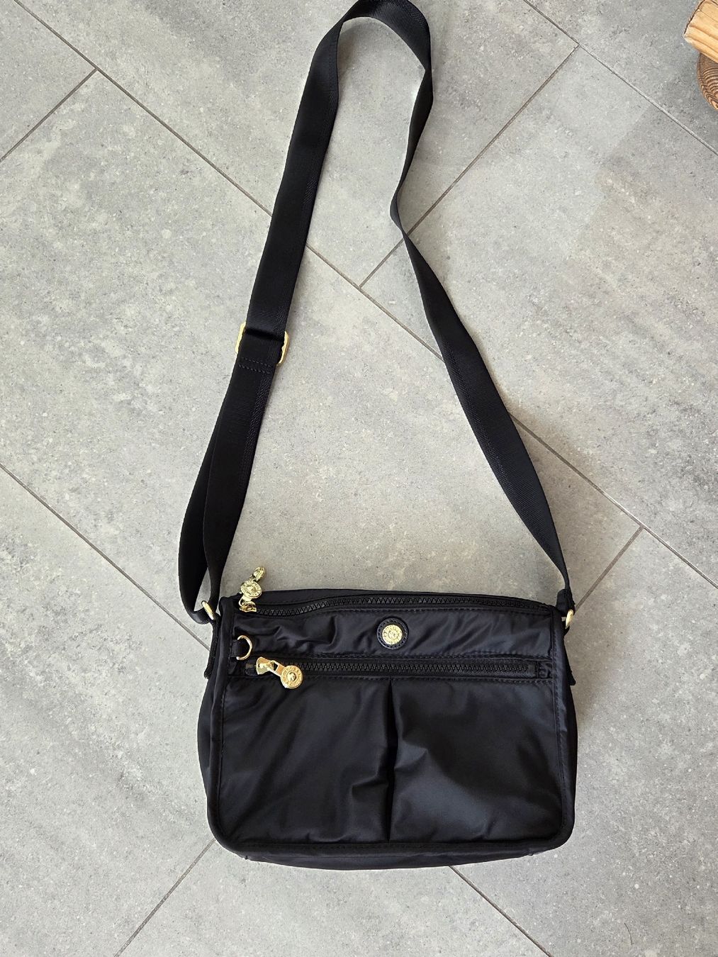 Kipling Borse da donna: schöne, leichte Tasche, Kipling – Nuovo (secondo la descrizione) da Wiesendangen venduto da Sinhuk