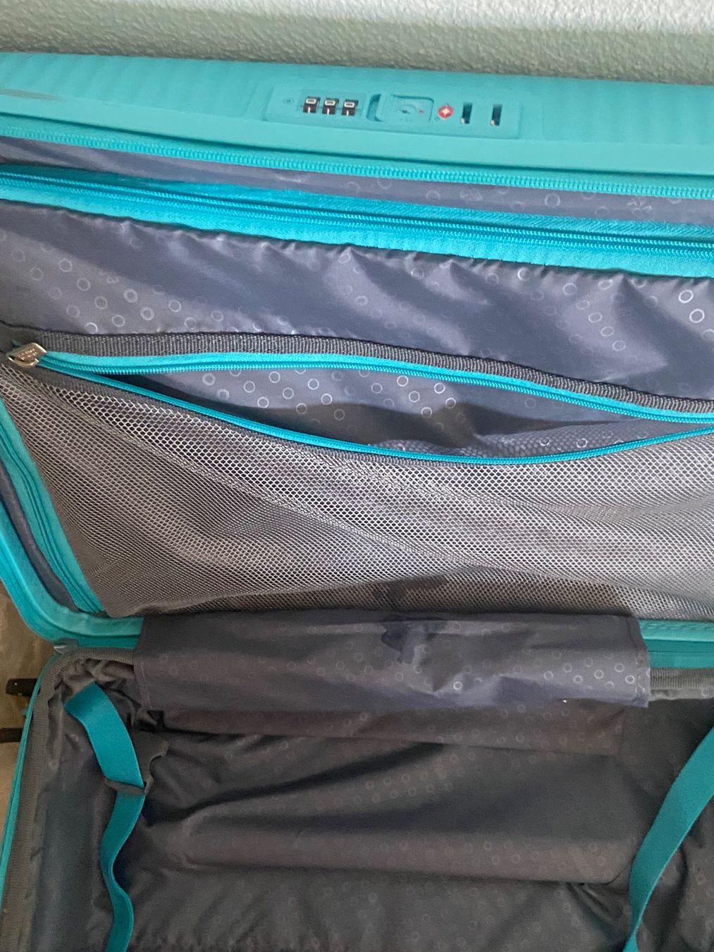 Valises de voyage: Koffer – D'occasion à Obfelden par dor_vyk6 5