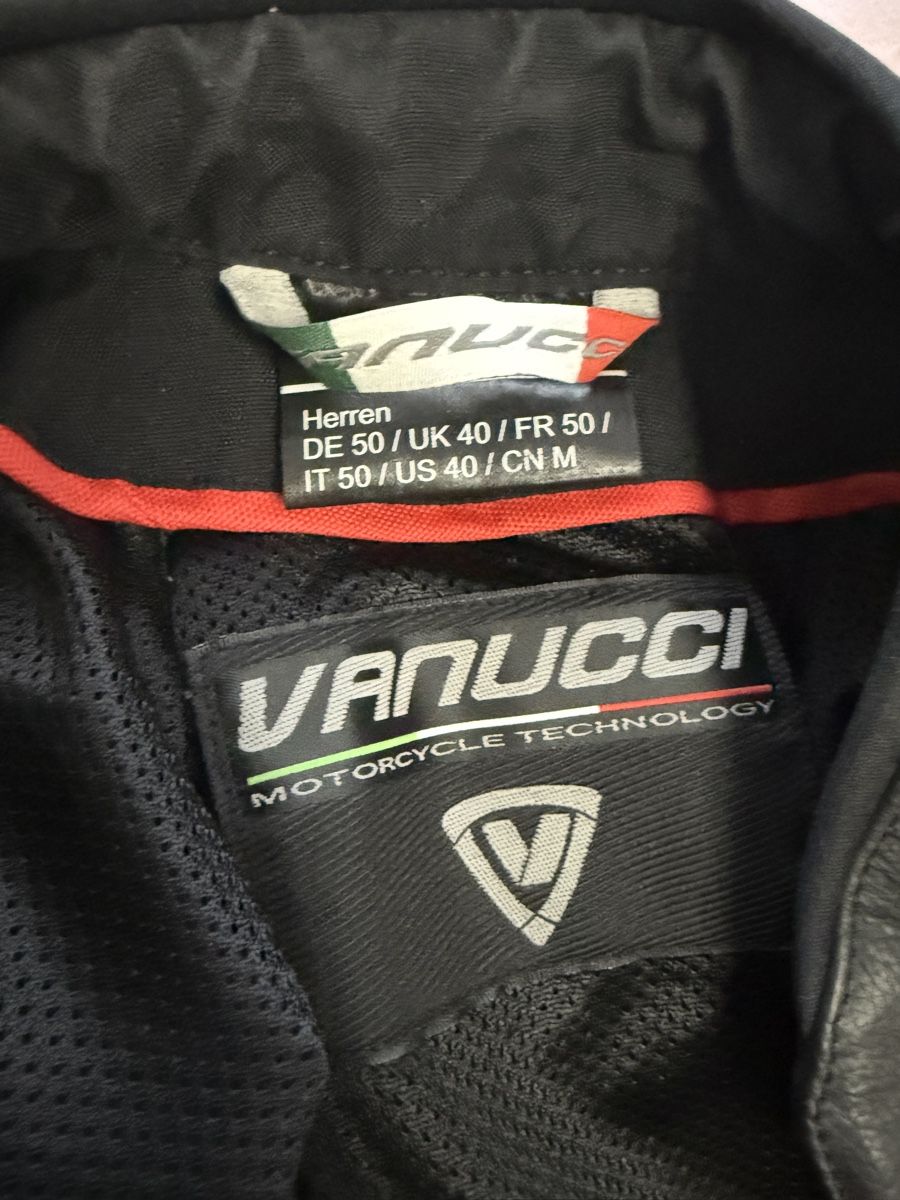 Vanucci Completi: Vanucci Komplett Motorradbekleidung Herren – Nuovo (secondo la descrizione) da Biel/Bienne venduto da kiki123456 1