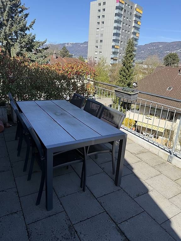 Set di tavolo e panche: Lounge und Tisch mit 6 Stühlen – Usato da Zuchwil venduto da fra_f5cp 2