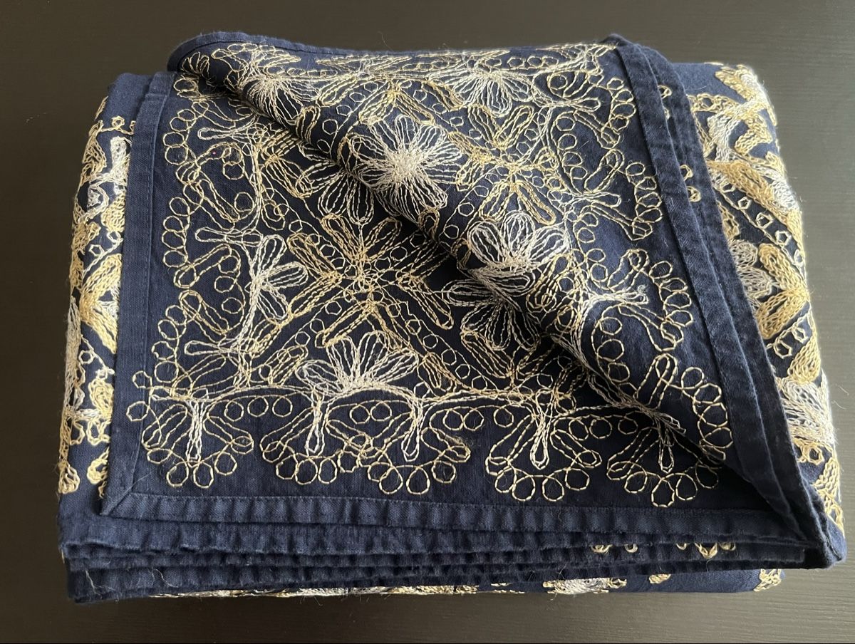 Sonstige Tischwäsche: Superbe Nappe Indienne Brodée Or Argent Style Oriental Boho  – Neu (gemäss Beschreibung) aus Genève von DELIRBEADS 9