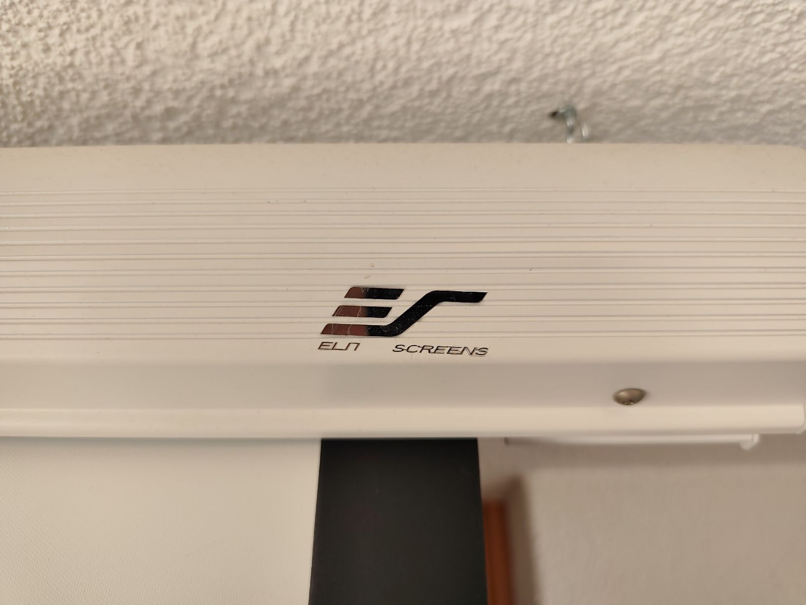 Heimkino: Motorisierte Leinwand Elite Screens 250cm – Defekt aus Stetten AG von butcher_phil 1