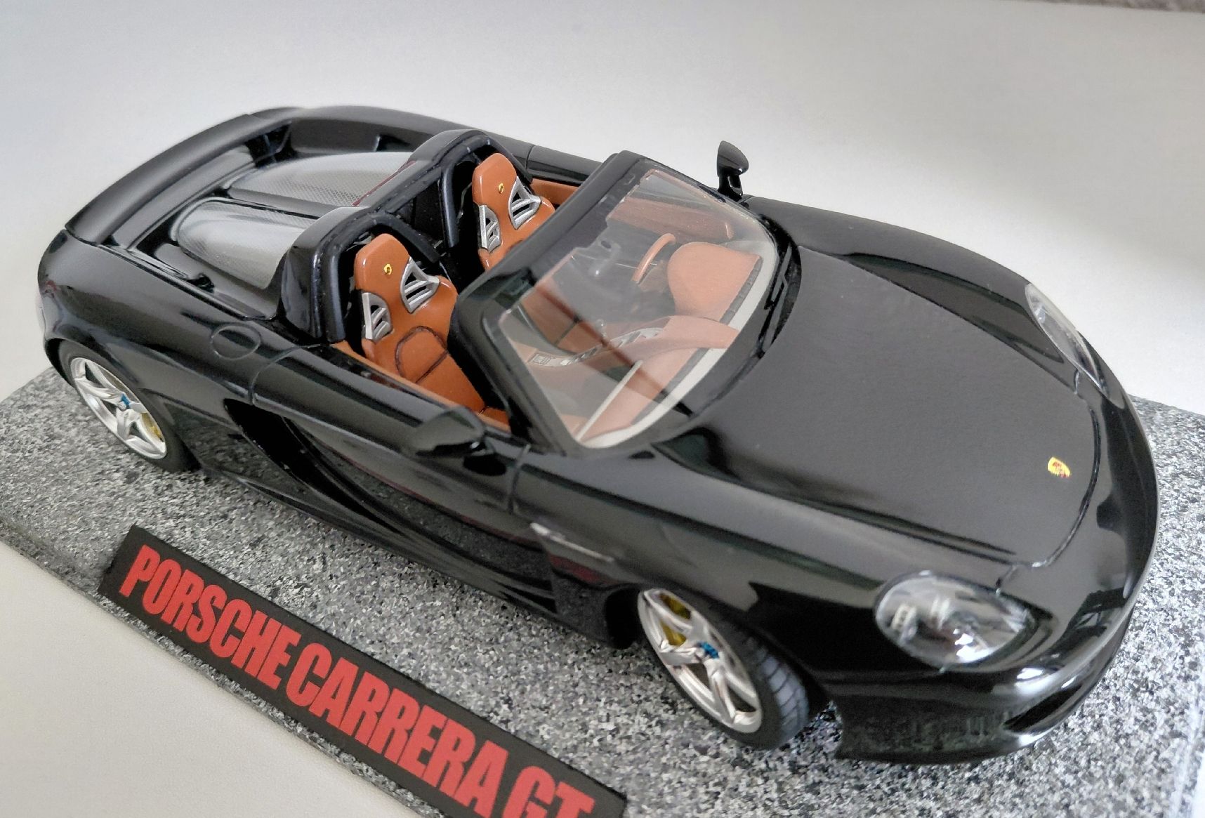 Porsche Modellini d'auto: Porsche Carrera GT – Nuovo (secondo la descrizione) da Bottenwil venduto da Toyscout