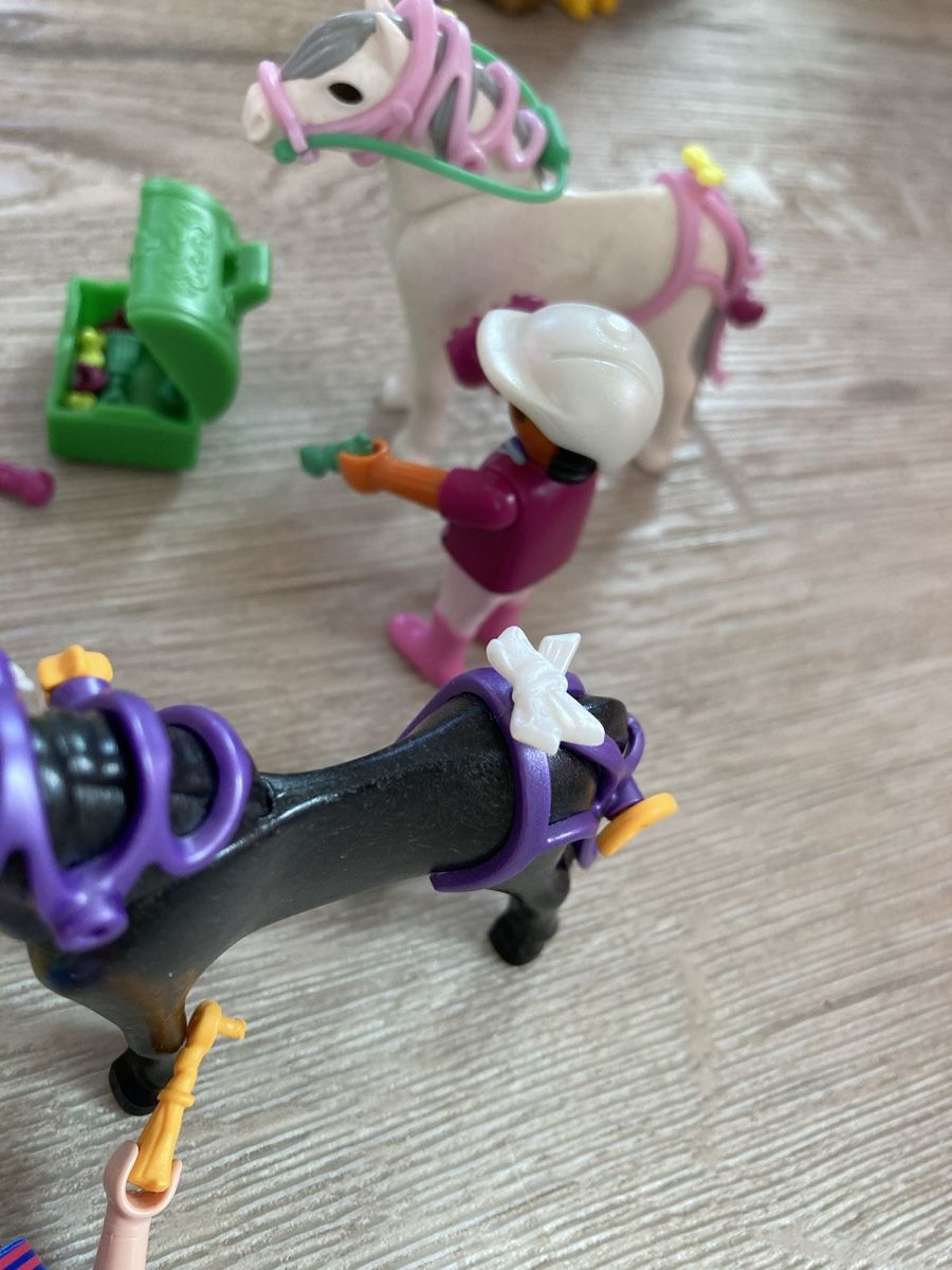 Playmobil Giocattoli: Playmobil Set: Pferdemädchen – Usato da Tenniken venduto da Bombadil8 9