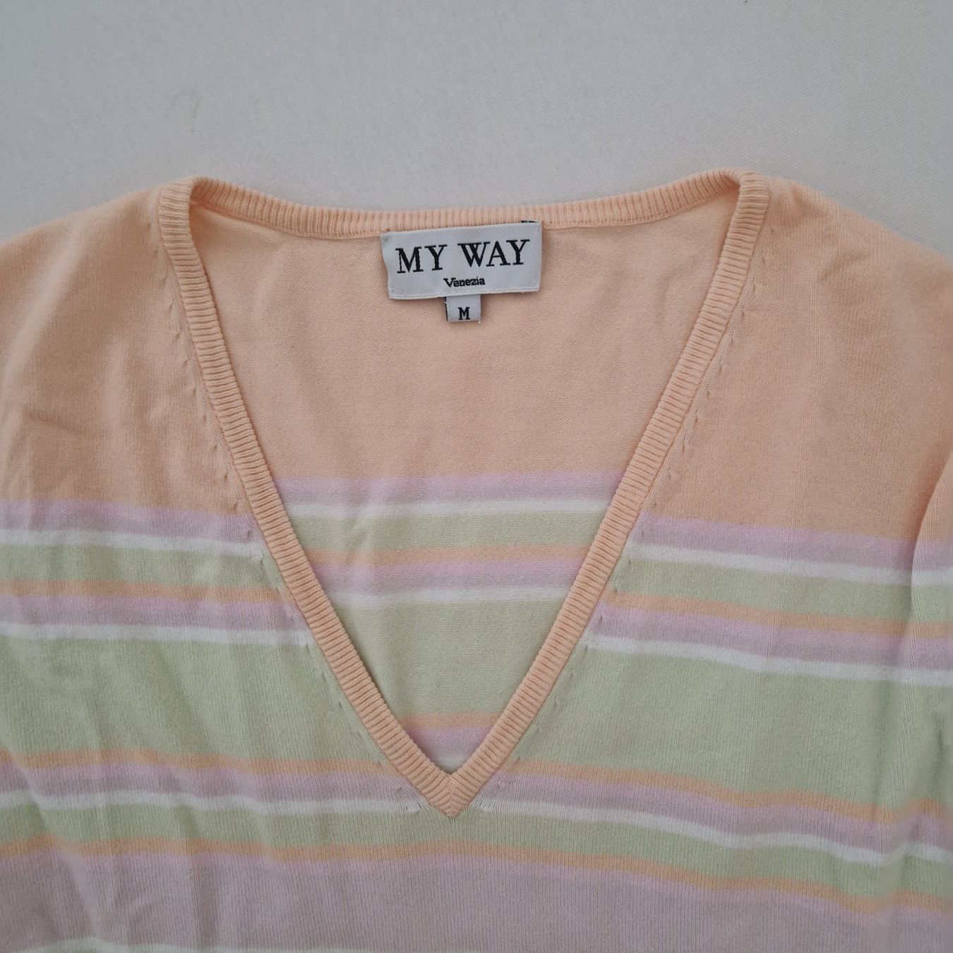 Tops: Pull coloré – Gebraucht aus Genève von elv_2hpt