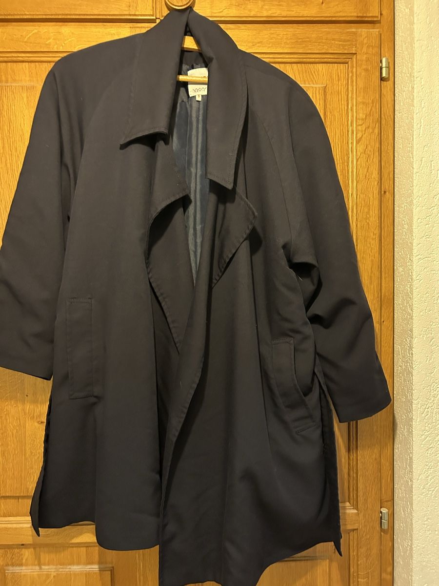 Cappotti: Manteau dame trench – Usato da Montsevelier venduto da Batson