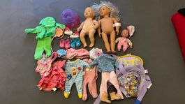 Baby Puppen Set mit Kleidung und Zubehör gebraucht