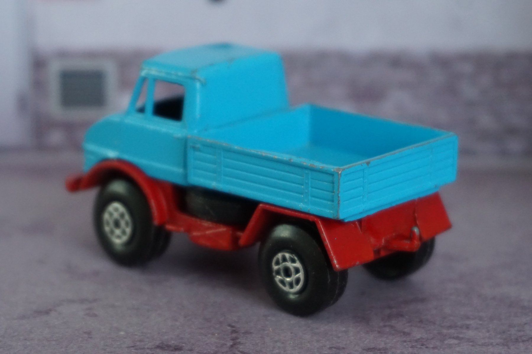 Matchbox Modellini d'auto: Matchbox Mercedes Unimog COOL !!!!!!!!! – Usato da Reiden venduto da Doppeldecker69 1