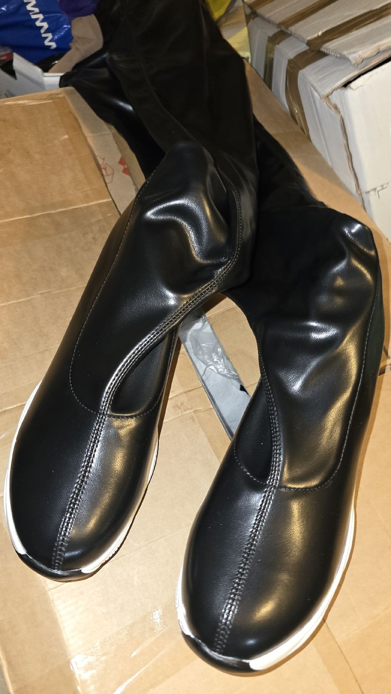 Scarpe da donna: overknee stiefel gr 38/39 – Nuovo (secondo la descrizione) da Amriswil venduto da Trendymarkt 1