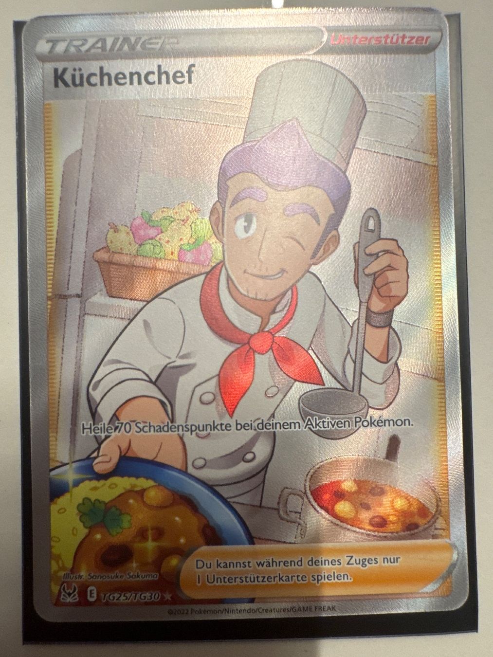 Pokémon Carte collezionabili: Küchenchef LOR TG25 DE - Verlorener Ursprung – Nuovo (secondo la descrizione) da Wil SG venduto da Prof.Eich