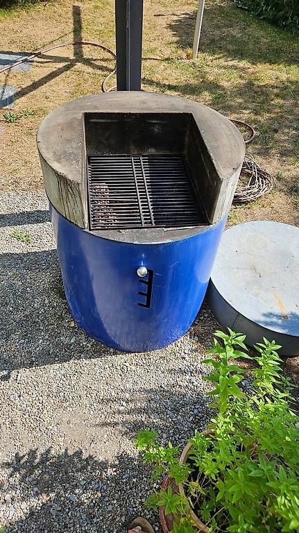 Grills: Robuster Edelstahl-Designergrill – Gebraucht aus Neftenbach von kupl 1