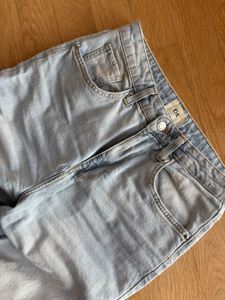 C&A Jeans: C&A light-wash jeans, Gr. 38 – Usato da Möhlin venduto da Halylea 3