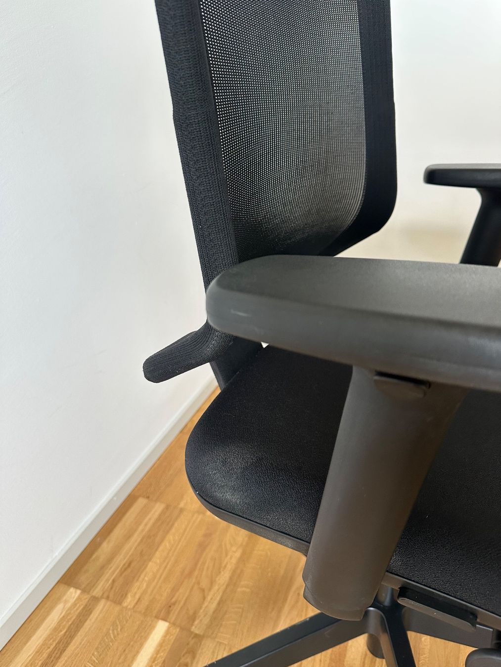 Giroflex Sedie: Giroflex Bürostuhl – Usato da St. Gallen venduto da slash08 6