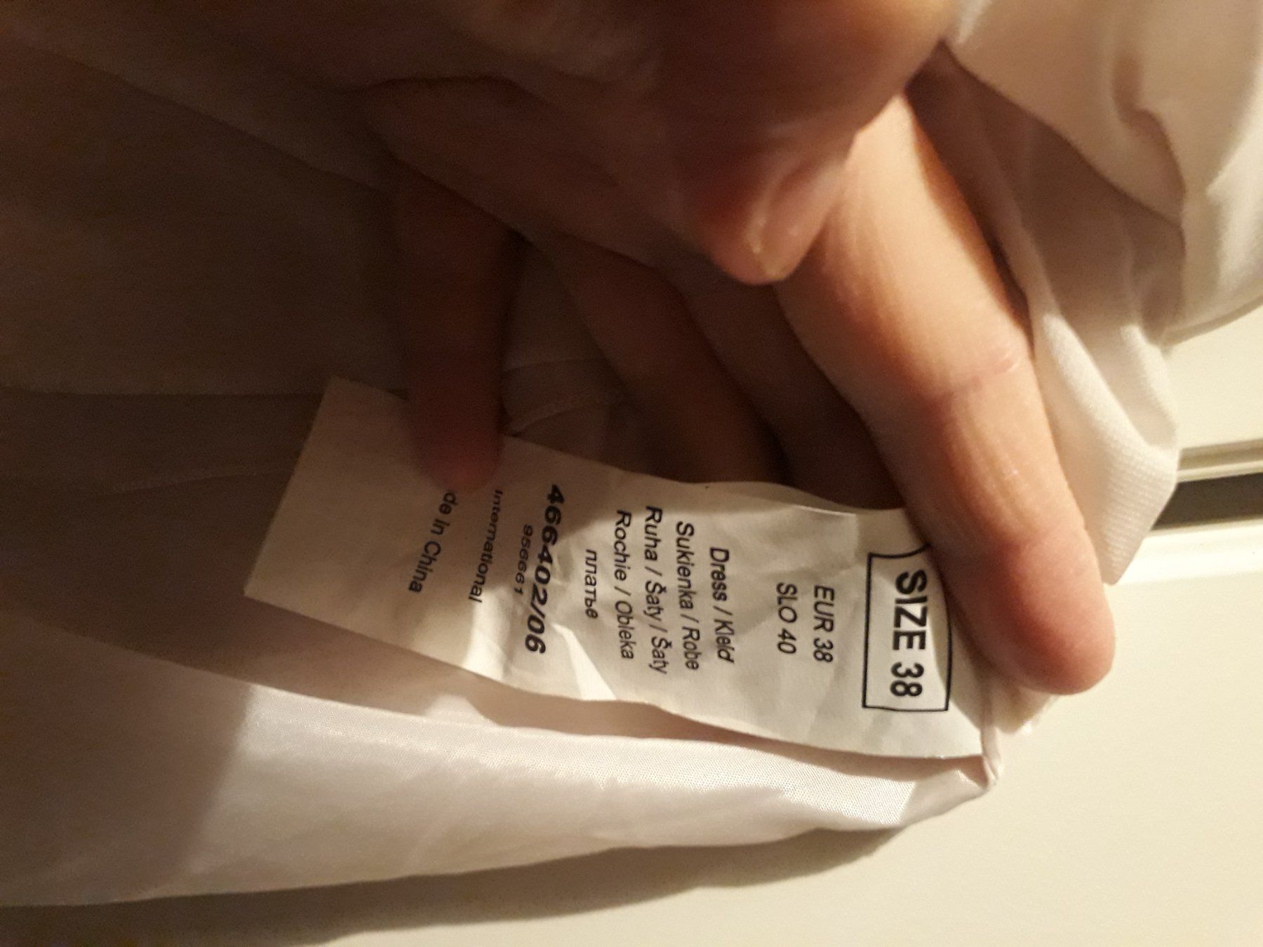 Vestiti: 2 Abend-Kleider – Usato da Basel venduto da mon_7m8h 6