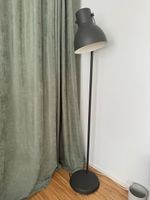 Stehlampe