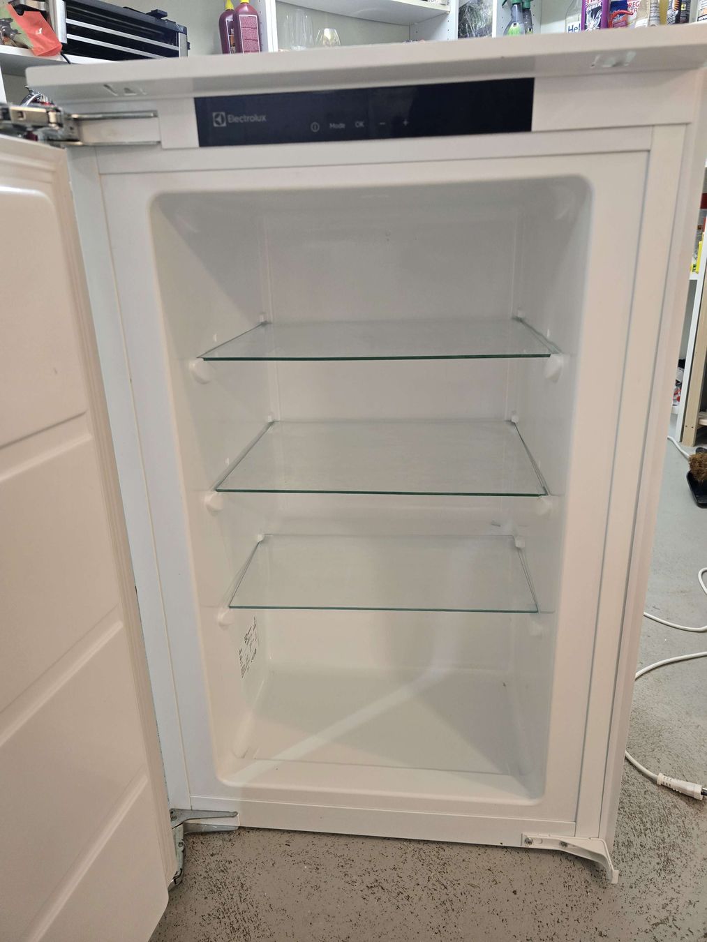 Gefrierschrank: Electrolux Einbau-Gefrierschrank IG0946S 98l – Gebraucht aus Stettfurt von Brambilla_II 1