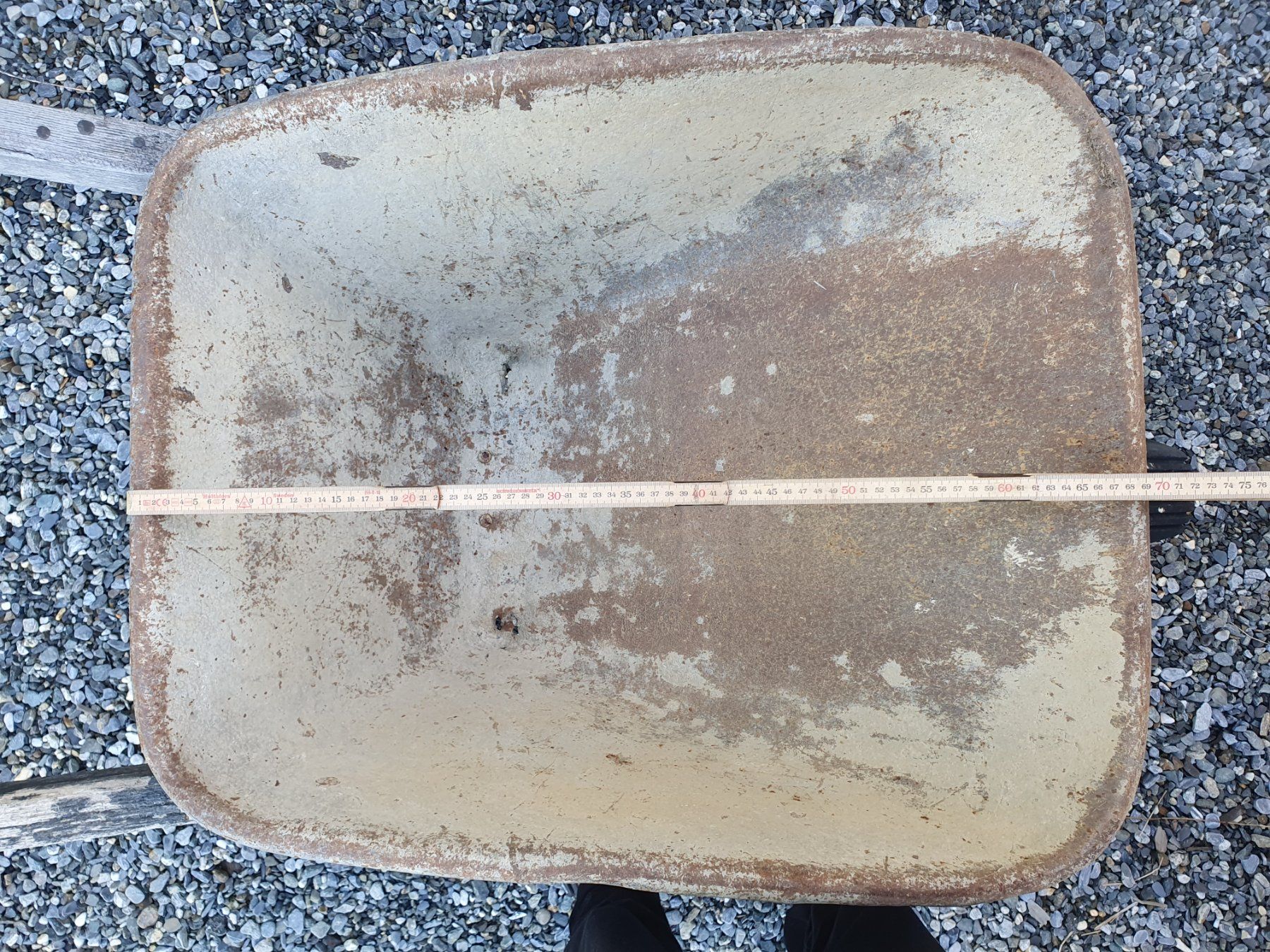 Schubkarren: Brouette vintage – Defekt aus Finhaut von sof_j2wn 4