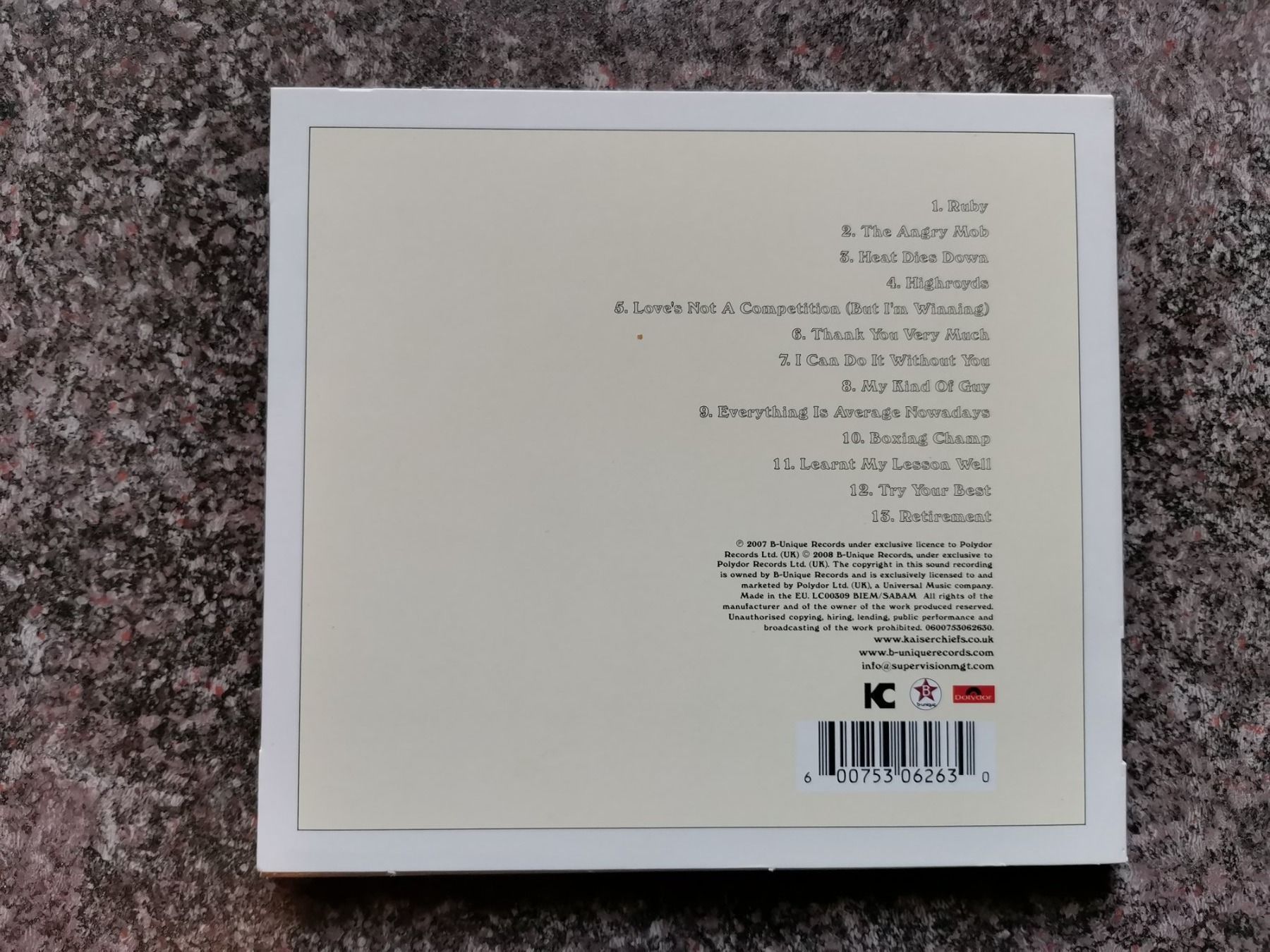 CD: Kaiser Chiefs - Yours Truly, Angry Mob – Usato da Biel / Bienne venduto da Music74 1