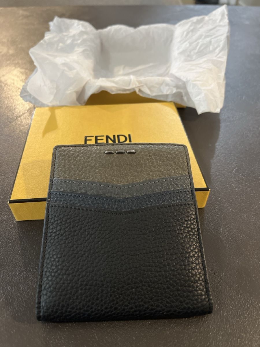 Fendi Portafogli: Porte cartes/billets FENDI – Usato da Prangins venduto da Rodard8