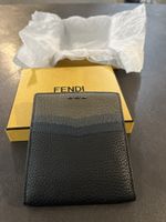 Porte cartes/billets FENDI