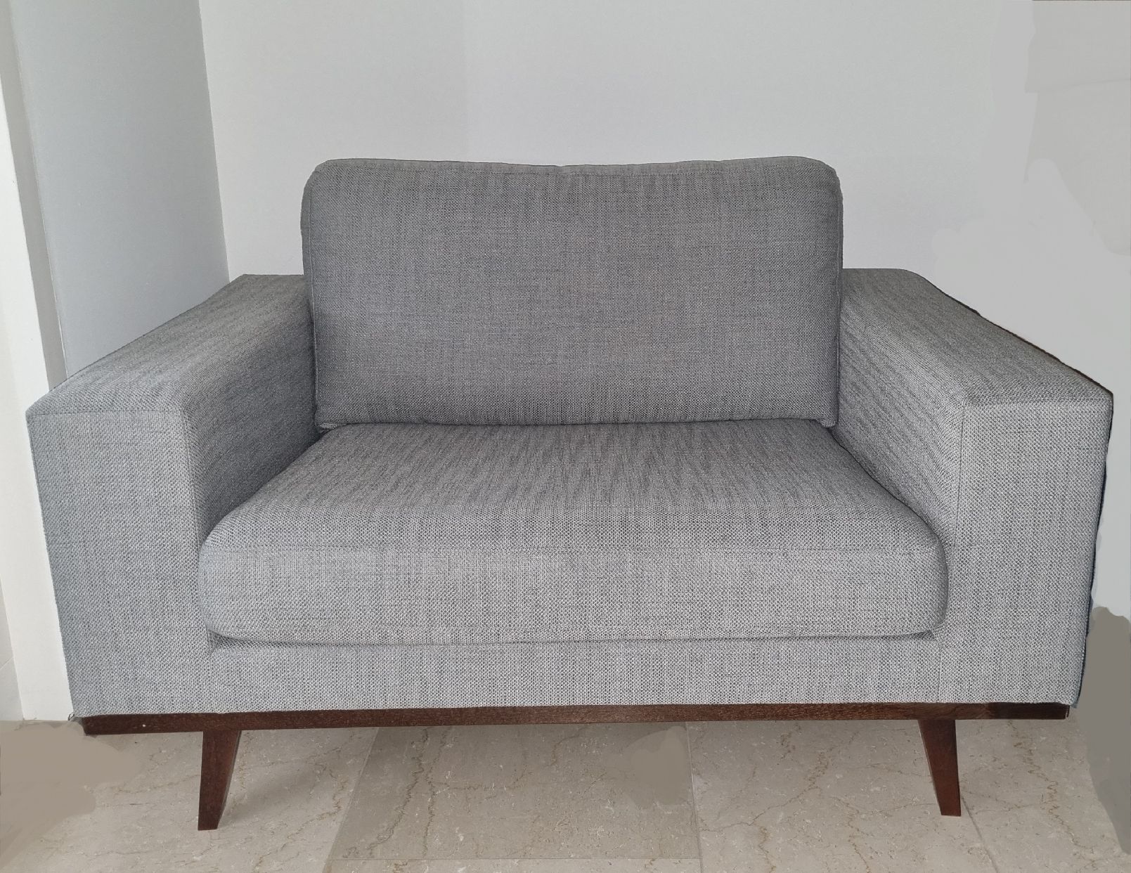 Micasa Poltrone: Modernes Sofa, 2-Sitzer, grau, top Zustand – Nuovo (secondo la descrizione) da Uebeschi venduto da bal_8g5n